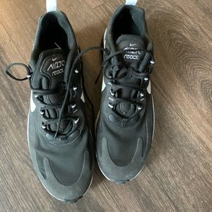 Nike Air270 react black and white sneakers